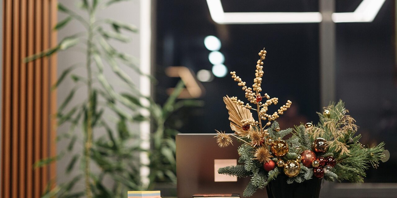 Leading Through the Holiday Rush