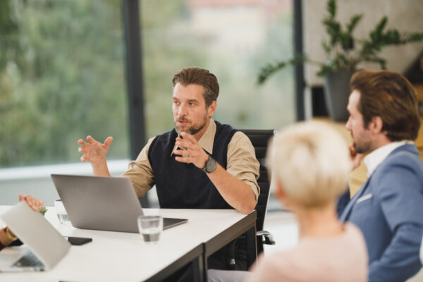 Why-Great-Leaders-Ask-Better-Questions Why Great Leaders Ask Better Questions